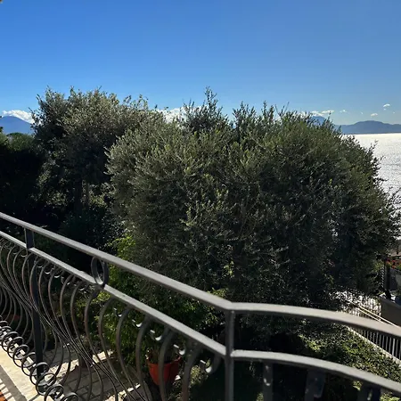 Charming Posillipo Sea View Ibiscus House Dom wakacyjny *