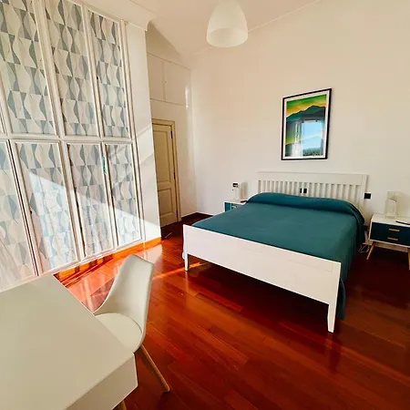 펜션 Charming Posillipo Sea View Ibiscus House 나폴리