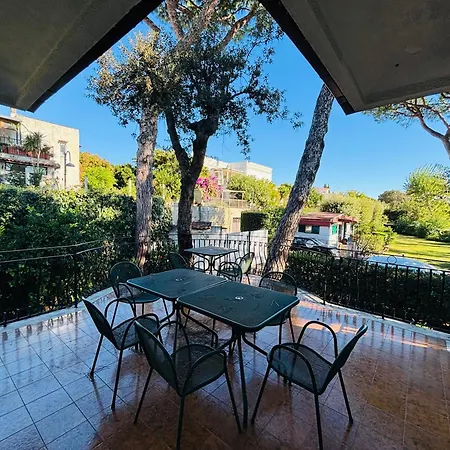 Charming Posillipo Sea View Ibiscus House Vakantiehuis Napels