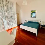 別荘 Charming Posillipo Sea View Ibiscus House ナポリ