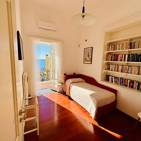 Semesterbostad Charming Posillipo Sea View Ibiscus House